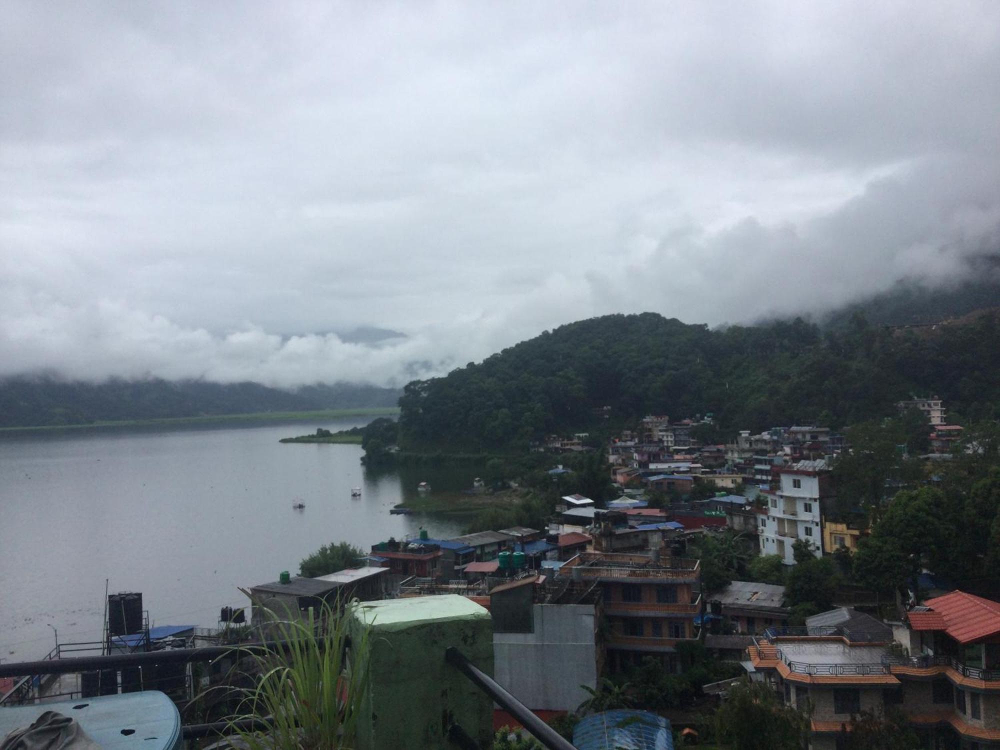 Sweet Dreams Hotel Pokhara Ngoại thất bức ảnh