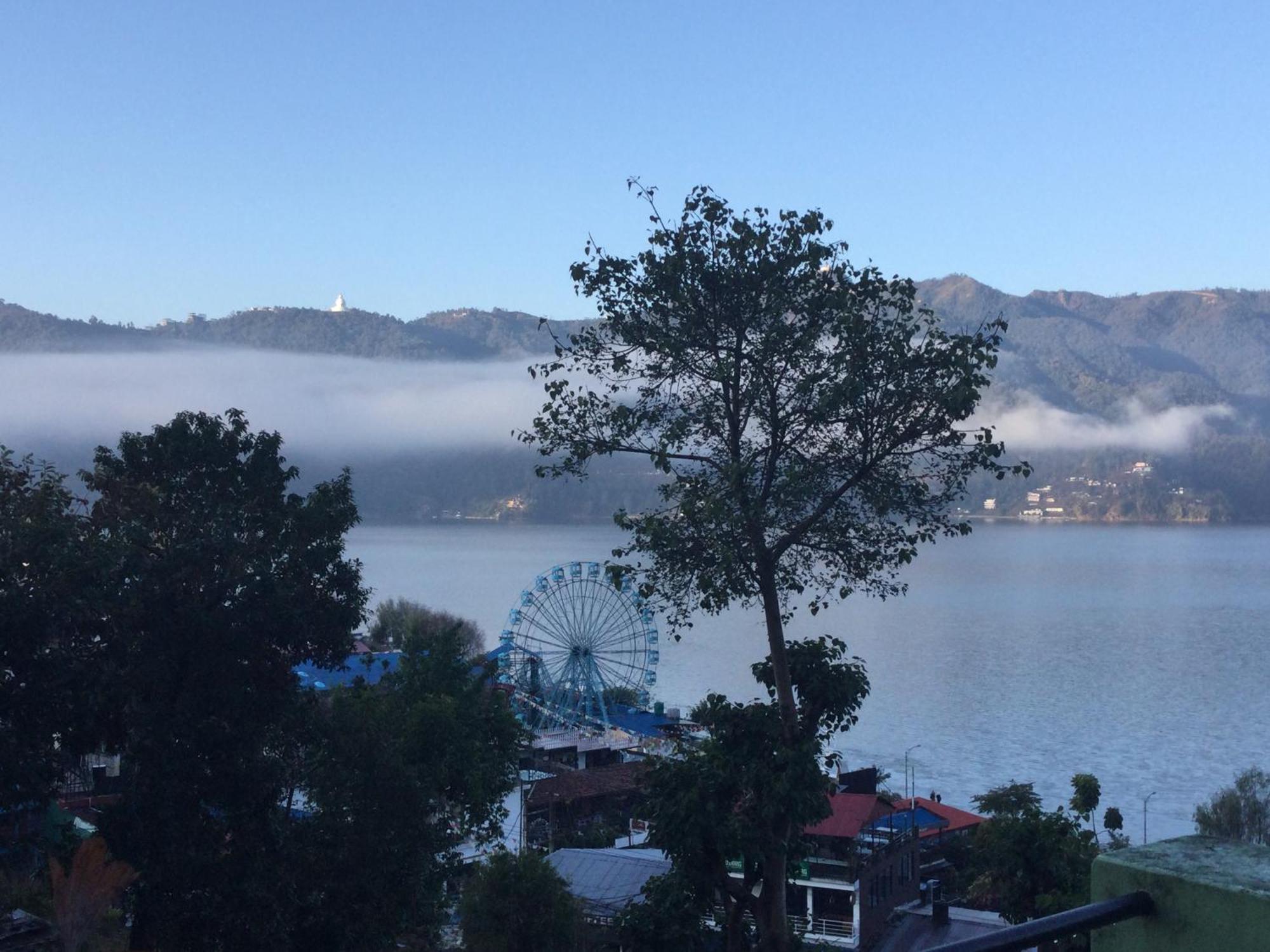 Sweet Dreams Hotel Pokhara Ngoại thất bức ảnh